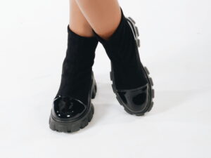 Flat Ankle boots
